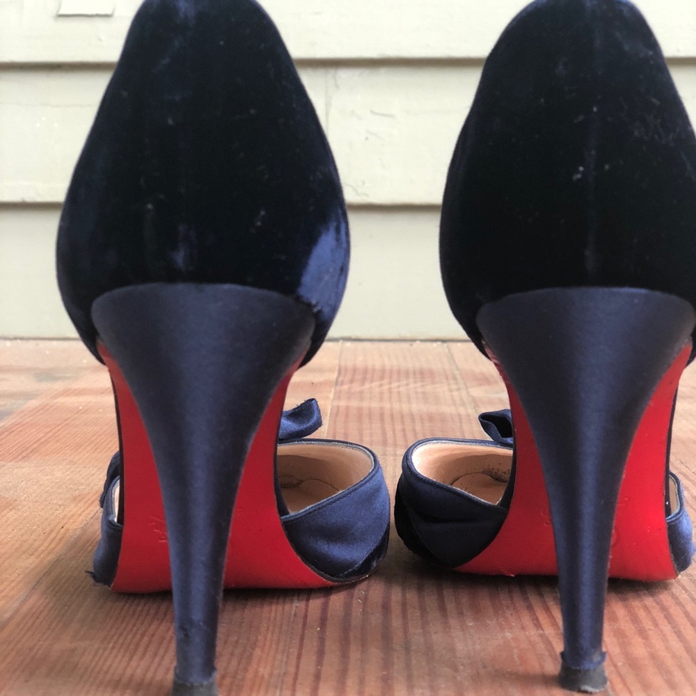 Authentic Christian Louboutin Velvet & Silk Pumps